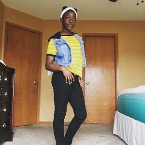 Meet your Posher, Myra